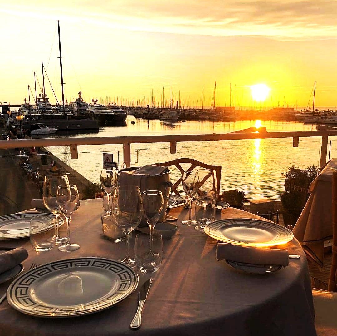 tramonto al ristorante Il Porto Viareggio